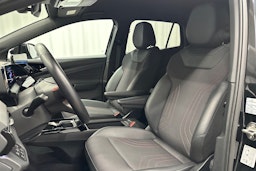 musta Volkswagen ID.4 2024 kuva 27.