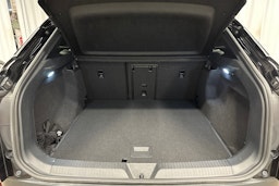 musta Volkswagen ID.4 2024 kuva 28.