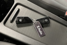 musta Volkswagen ID.4 2024 kuva 32.