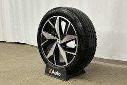 punainen Volkswagen ID.4 2024 kuva 13.