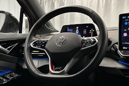 punainen Volkswagen ID.4 2024 kuva 20.