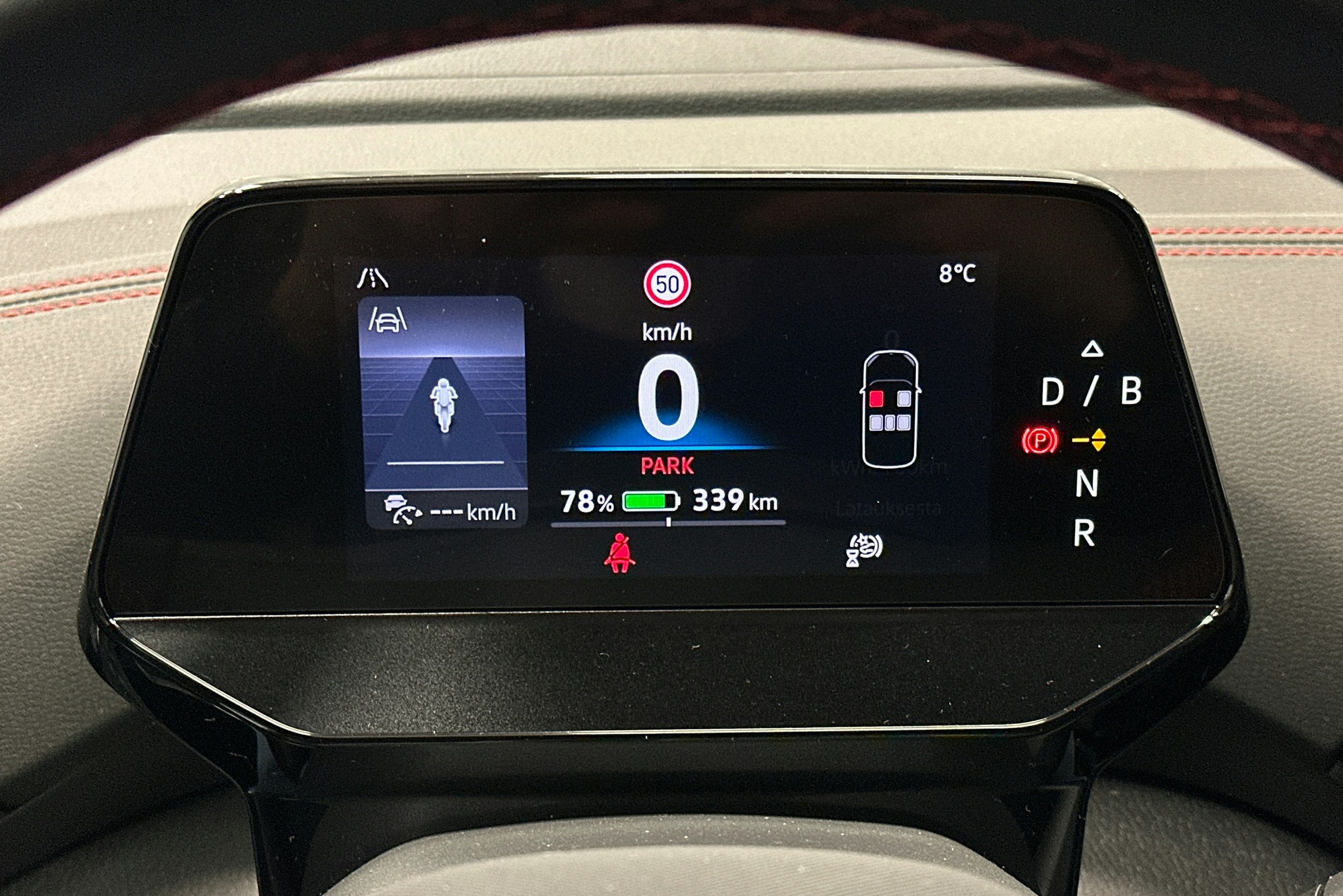 punainen Volkswagen ID.4 2024 kuva 23.