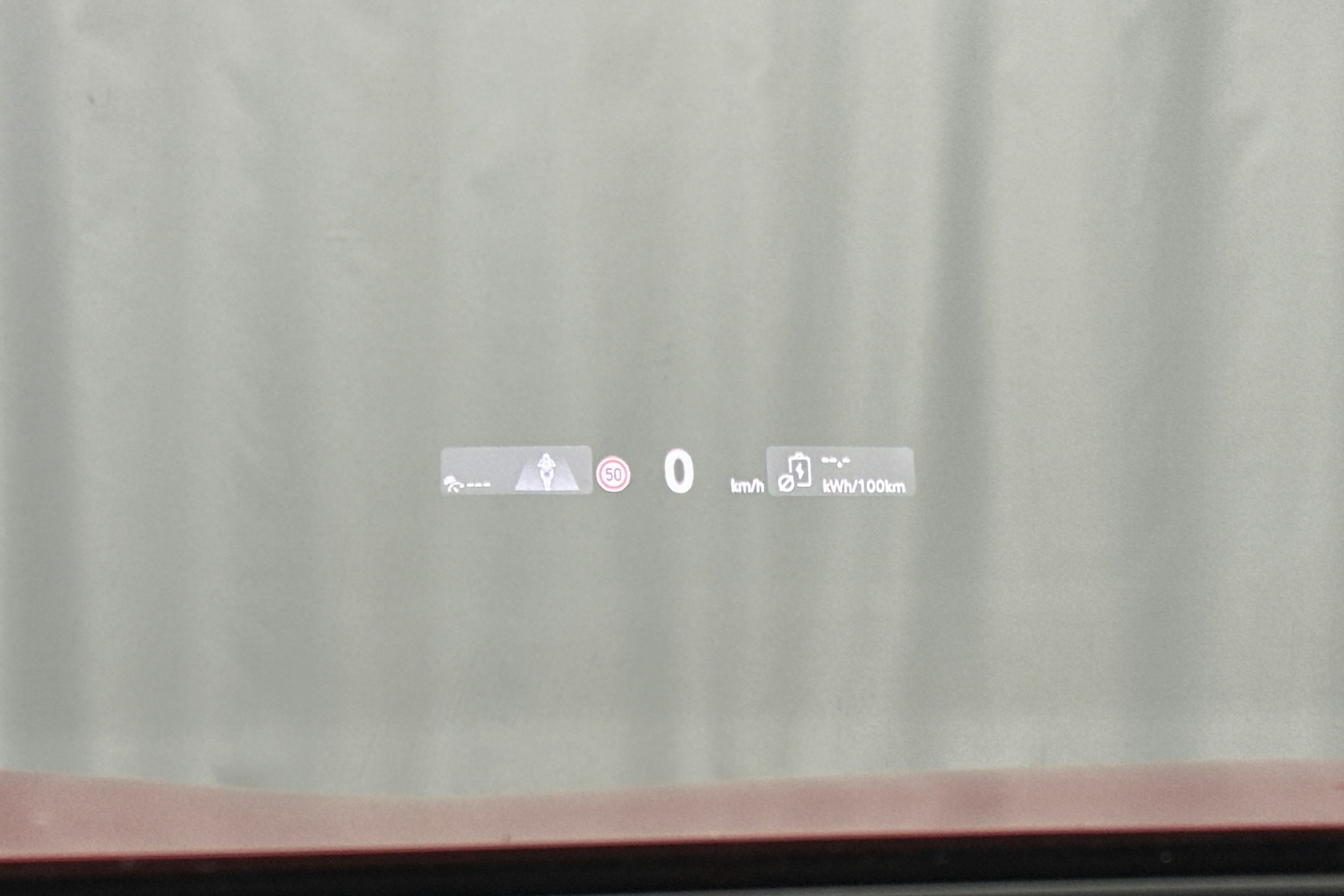 punainen Volkswagen ID.4 2024 kuva 25.