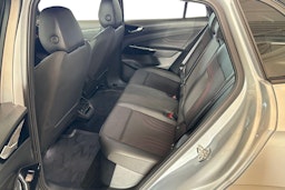 harmaa Volkswagen ID.4 2024 kuva 10.