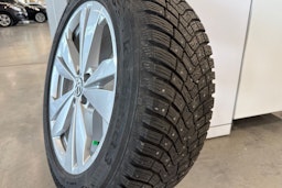 harmaa Volkswagen ID.4 2024 kuva 17.