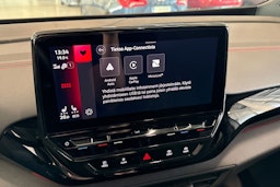 harmaa Volkswagen ID.4 2024 kuva 24.