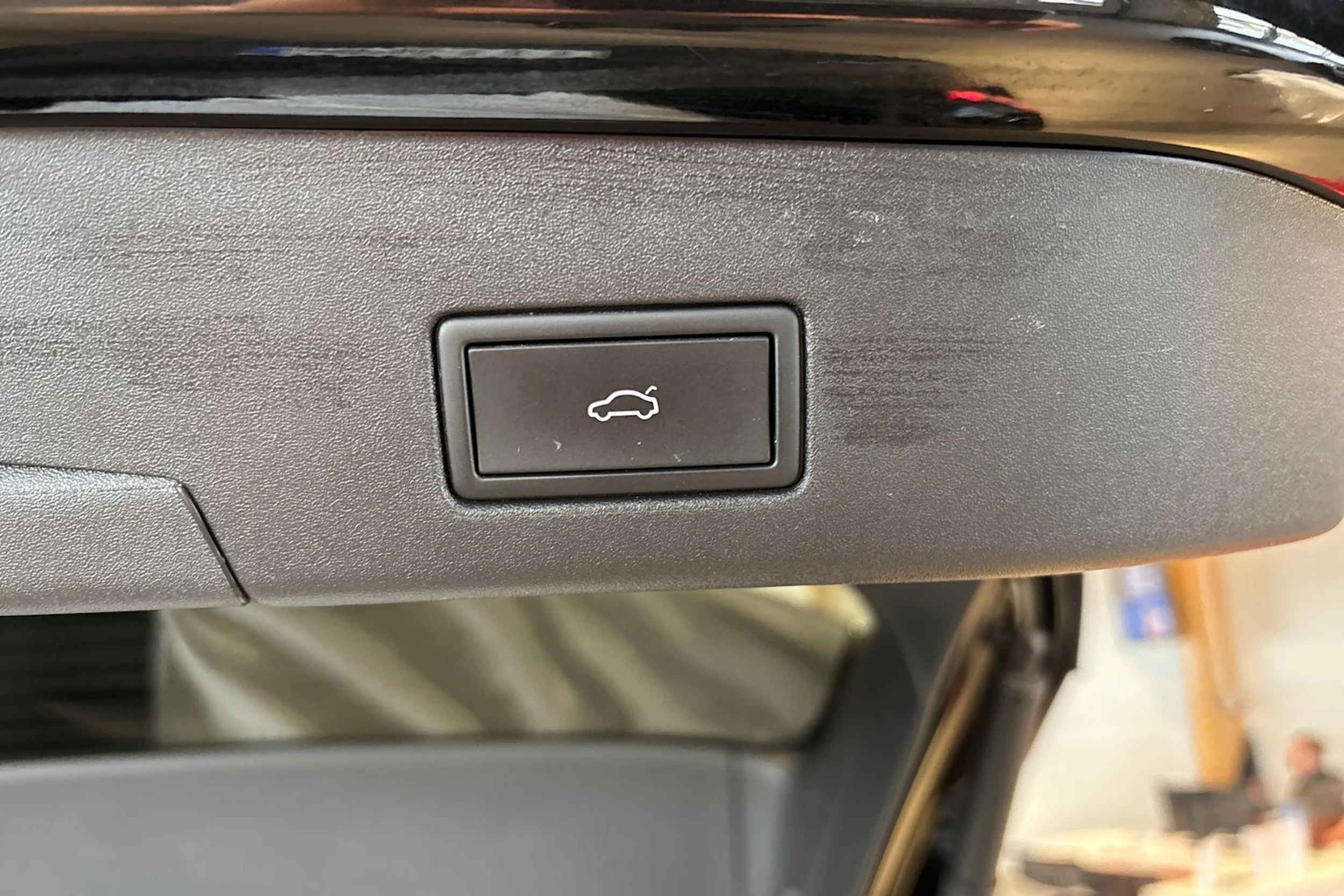 musta Volkswagen ID.4 2024 kuva 26.
