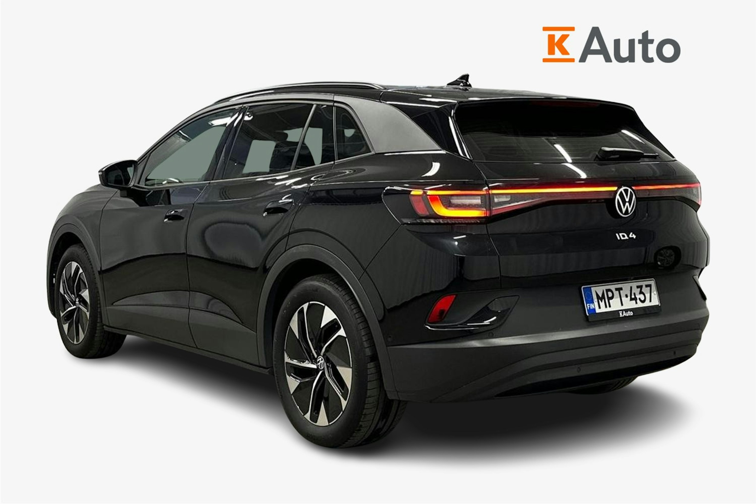 musta Volkswagen ID.4 2024 kuva 2.
