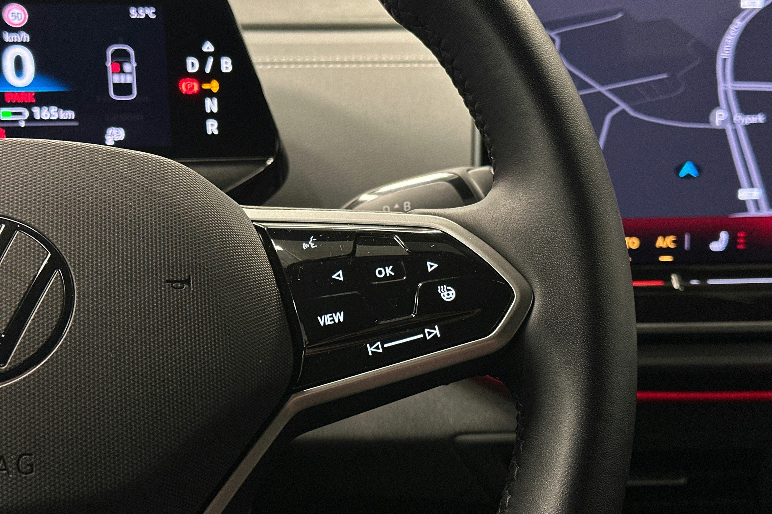 musta Volkswagen ID.4 2024 kuva 20.