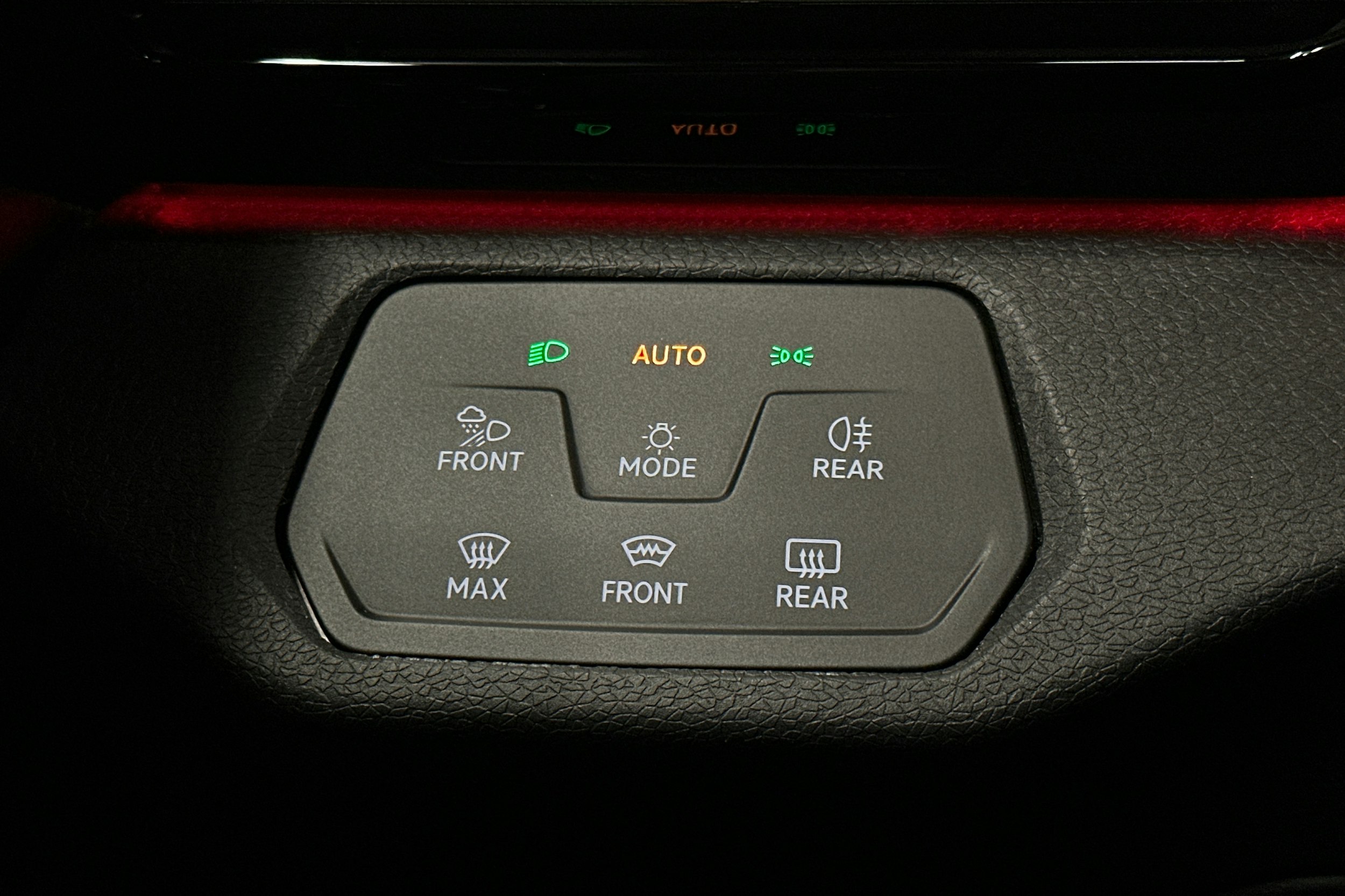 musta Volkswagen ID.4 2024 kuva 23.