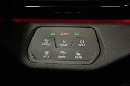 musta Volkswagen ID.4 2024 kuva 23.