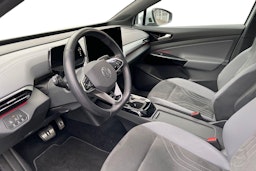 valkoinen Volkswagen ID.4 2024 kuva 6.