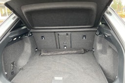 valkoinen Volkswagen ID.4 2024 kuva 11.
