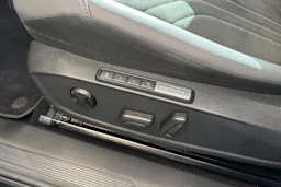 musta Volkswagen ID.4 2024 kuva 19.