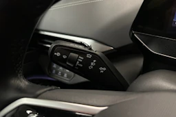 valkoinen Volkswagen ID.4 2024 kuva 17.