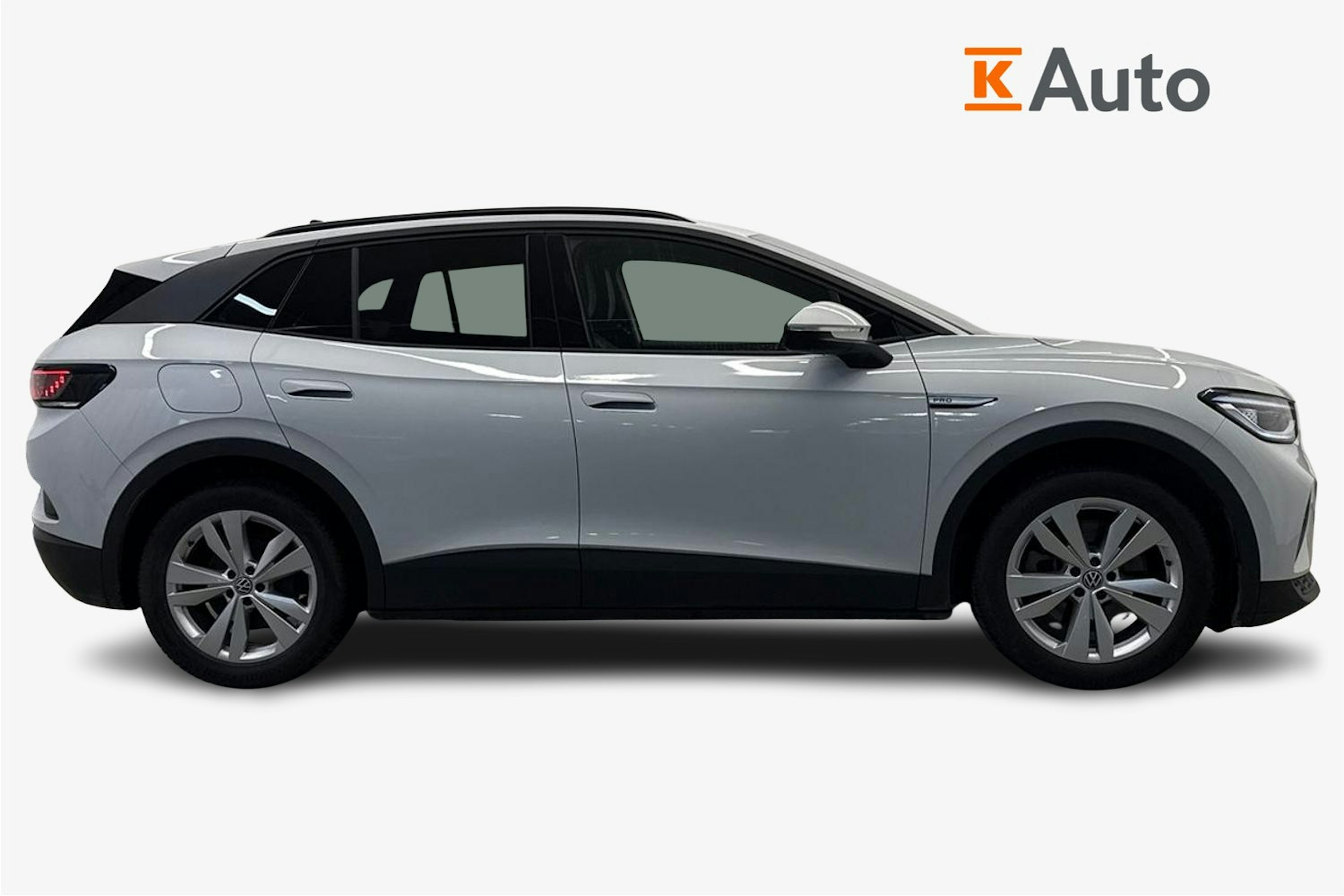 Valkoinen Volkswagen ID.4 2024 kuva 6.