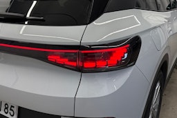 Valkoinen Volkswagen ID.4 2024 kuva 18.