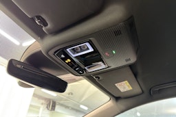 Valkoinen Volkswagen ID.4 2024 kuva 26.