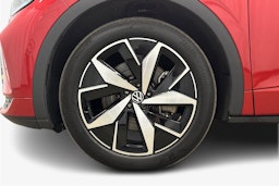 punainen Volkswagen ID.4 2024 kuva 9.