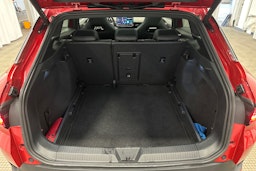 punainen Volkswagen ID.4 2024 kuva 11.