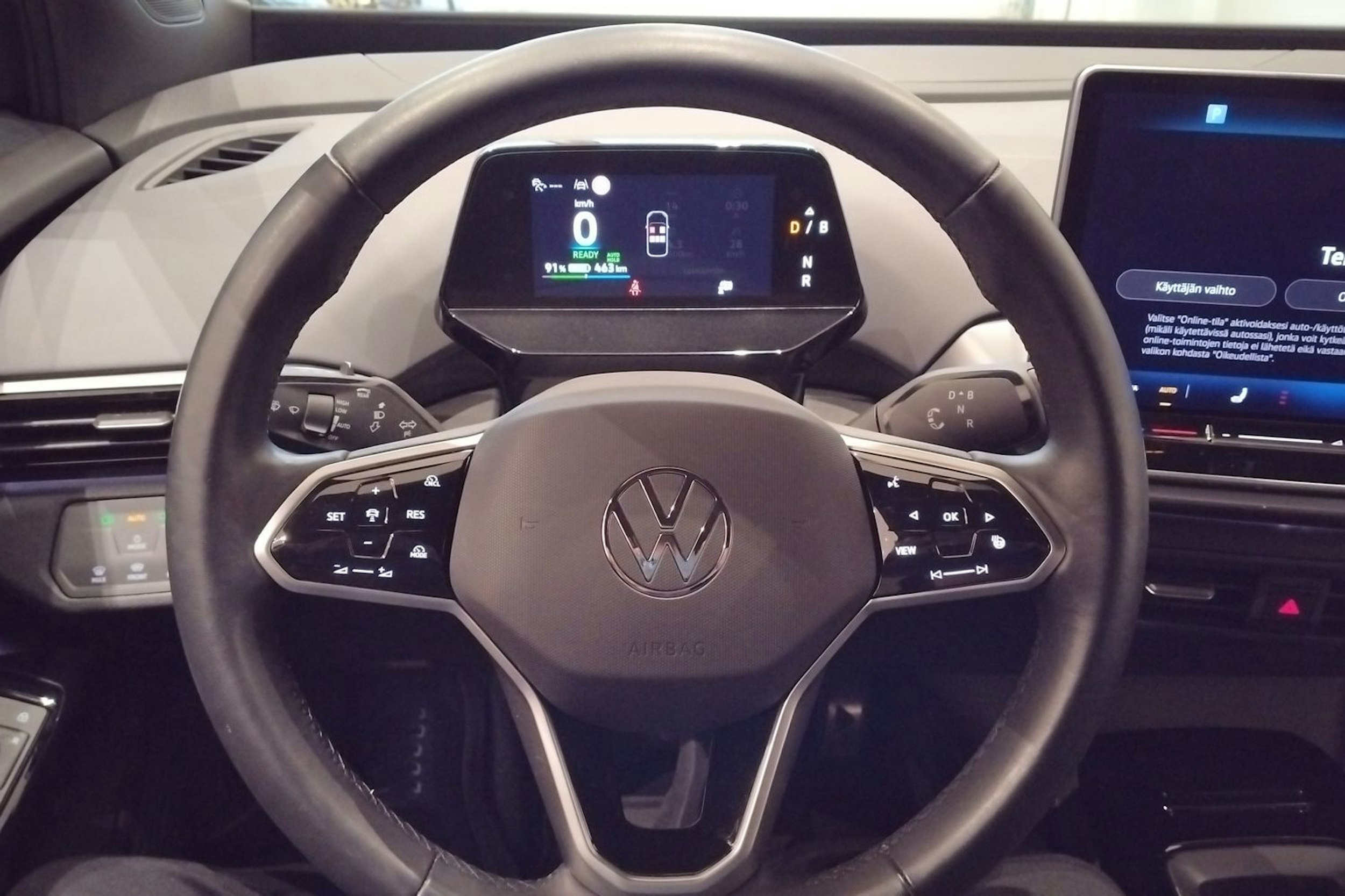musta Volkswagen ID.4 2024 kuva 11.