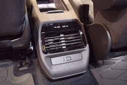 musta Volkswagen ID.4 2024 kuva 19.