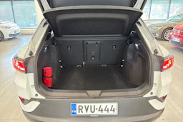 valkoinen Volkswagen ID.4 2024 kuva 15.