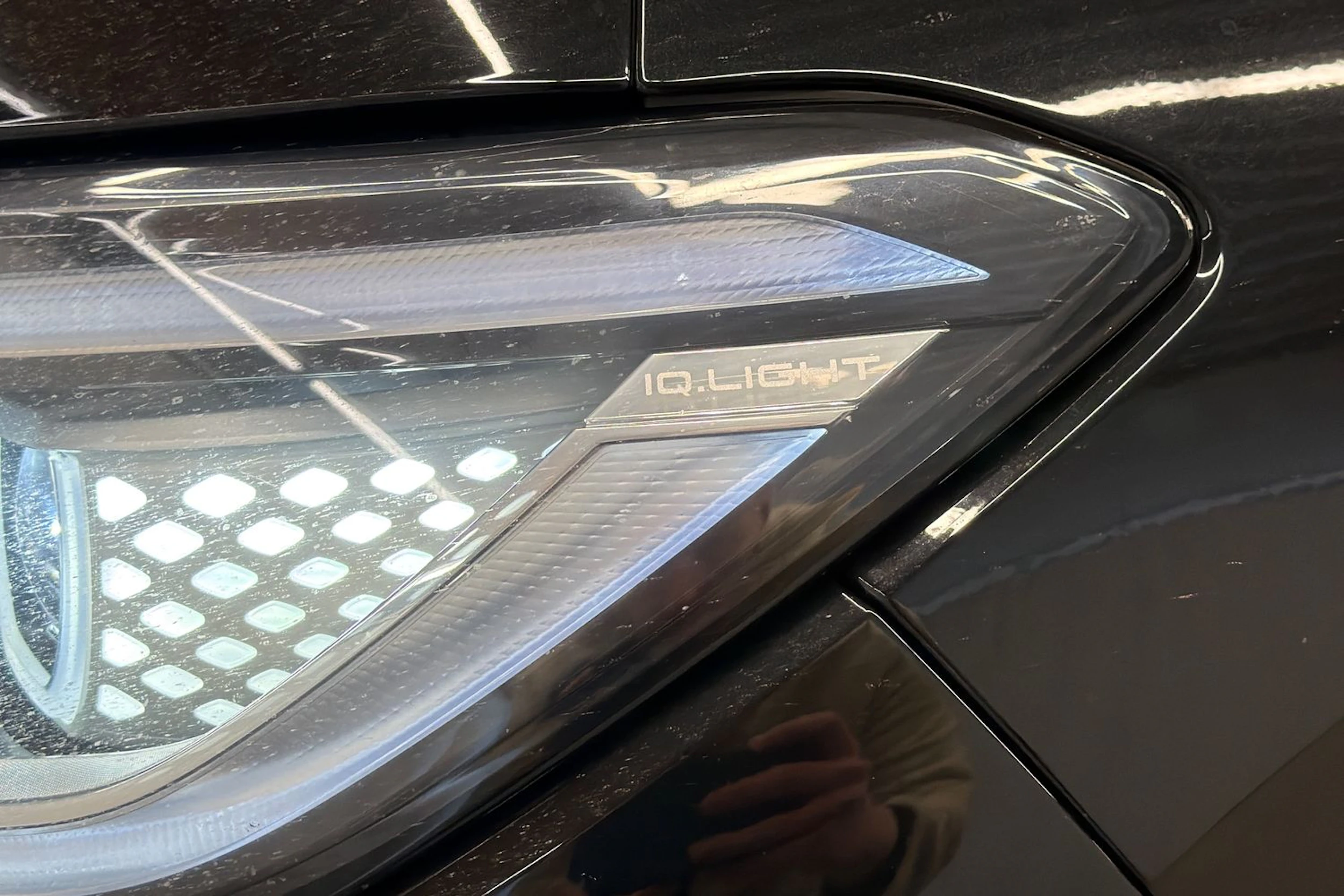 musta Volkswagen ID.4 2024 kuva 7.