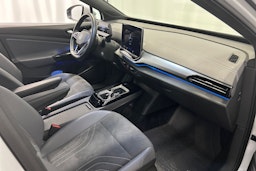 valkoinen Volkswagen ID.4 2024 kuva 14.