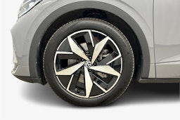 harmaa Volkswagen ID.4 2024 kuva 11.