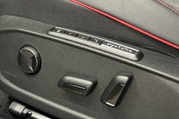 harmaa Volkswagen ID.4 2024 kuva 19.