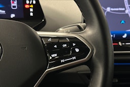 valkoinen Volkswagen ID.4 2024 kuva 20.