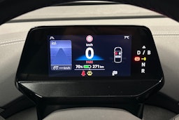 valkoinen Volkswagen ID.4 2024 kuva 21.