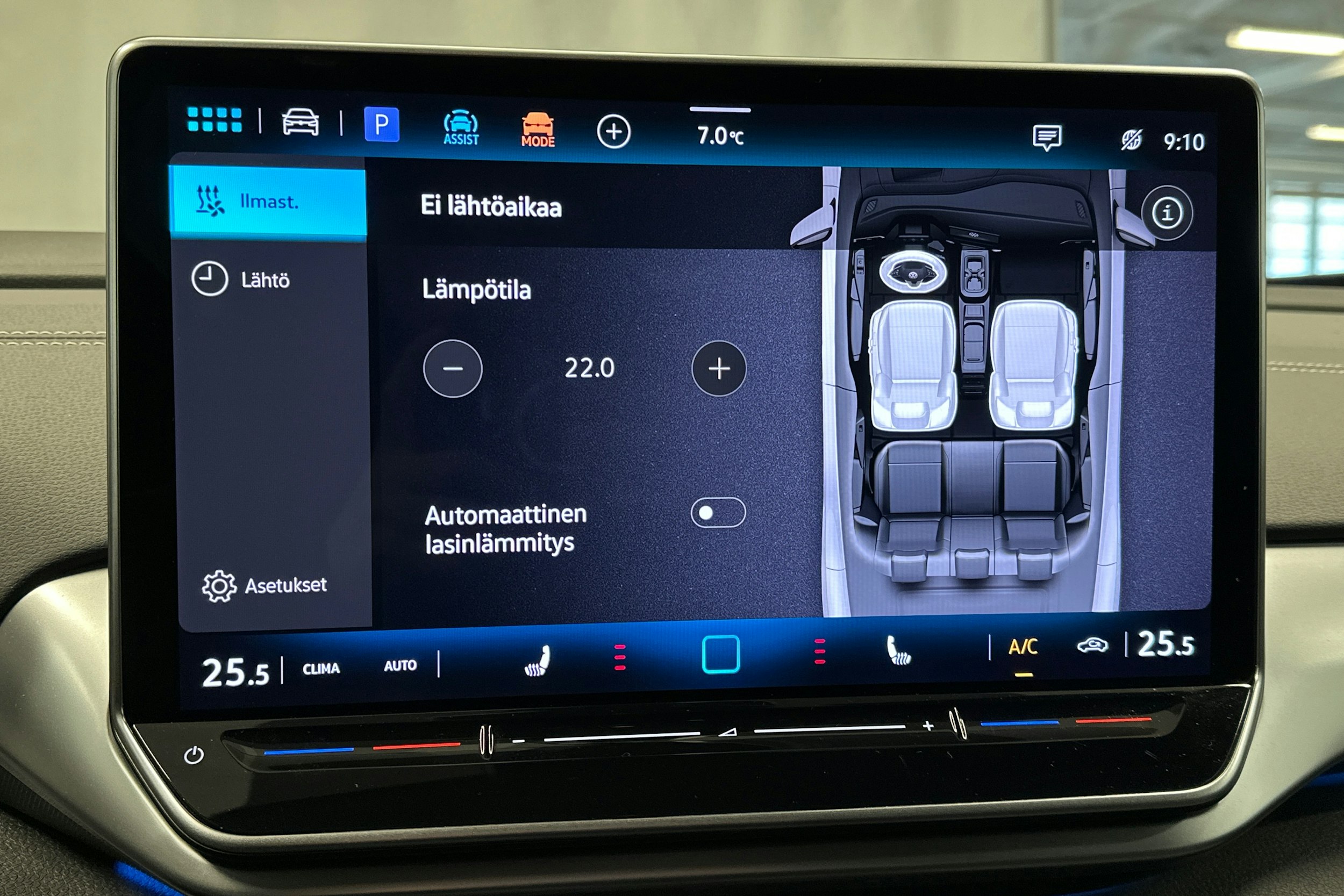 valkoinen Volkswagen ID.4 2024 kuva 27.