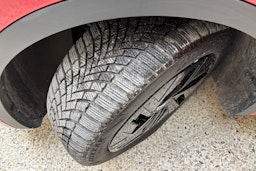 punainen Volkswagen ID.4 2024 kuva 13.