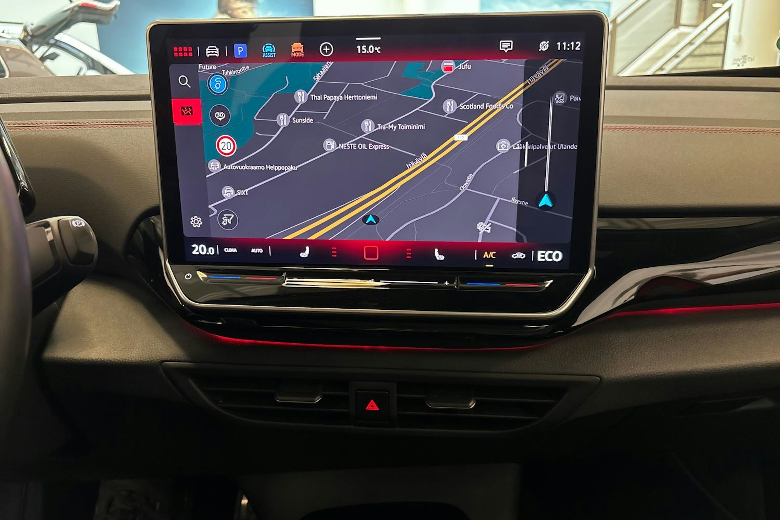 punainen Volkswagen ID.4 2024 kuva 22.