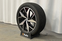 punainen Volkswagen ID.4 2024 kuva 10.