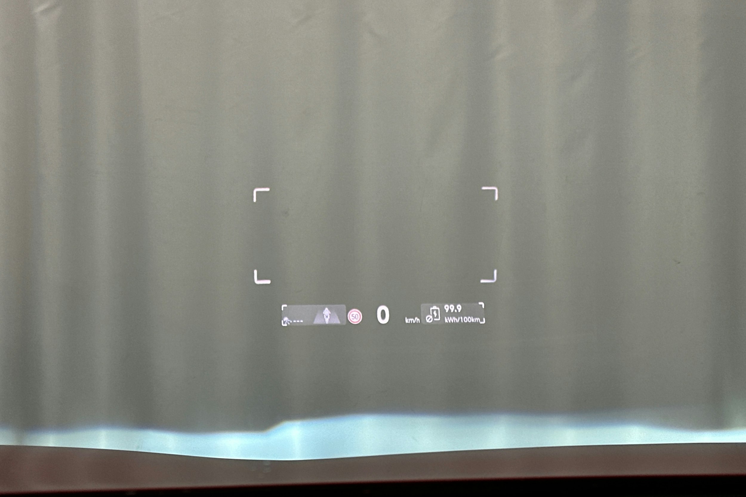 punainen Volkswagen ID.4 2024 kuva 22.