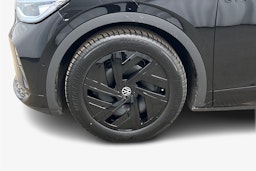 musta Volkswagen ID.4 2024 kuva 9.