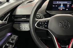 musta Volkswagen ID.4 2024 kuva 17.