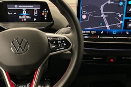 musta Volkswagen ID.4 2024 kuva 18.