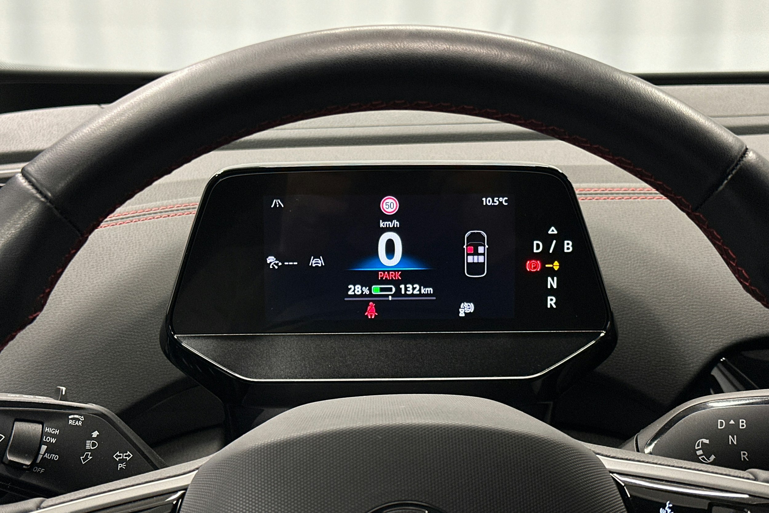 musta Volkswagen ID.4 2024 kuva 19.