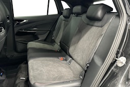 musta Volkswagen ID.4 2025 kuva 8.