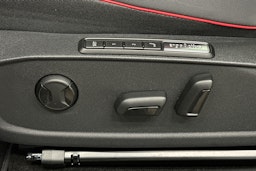 musta Volkswagen ID.4 2025 kuva 14.