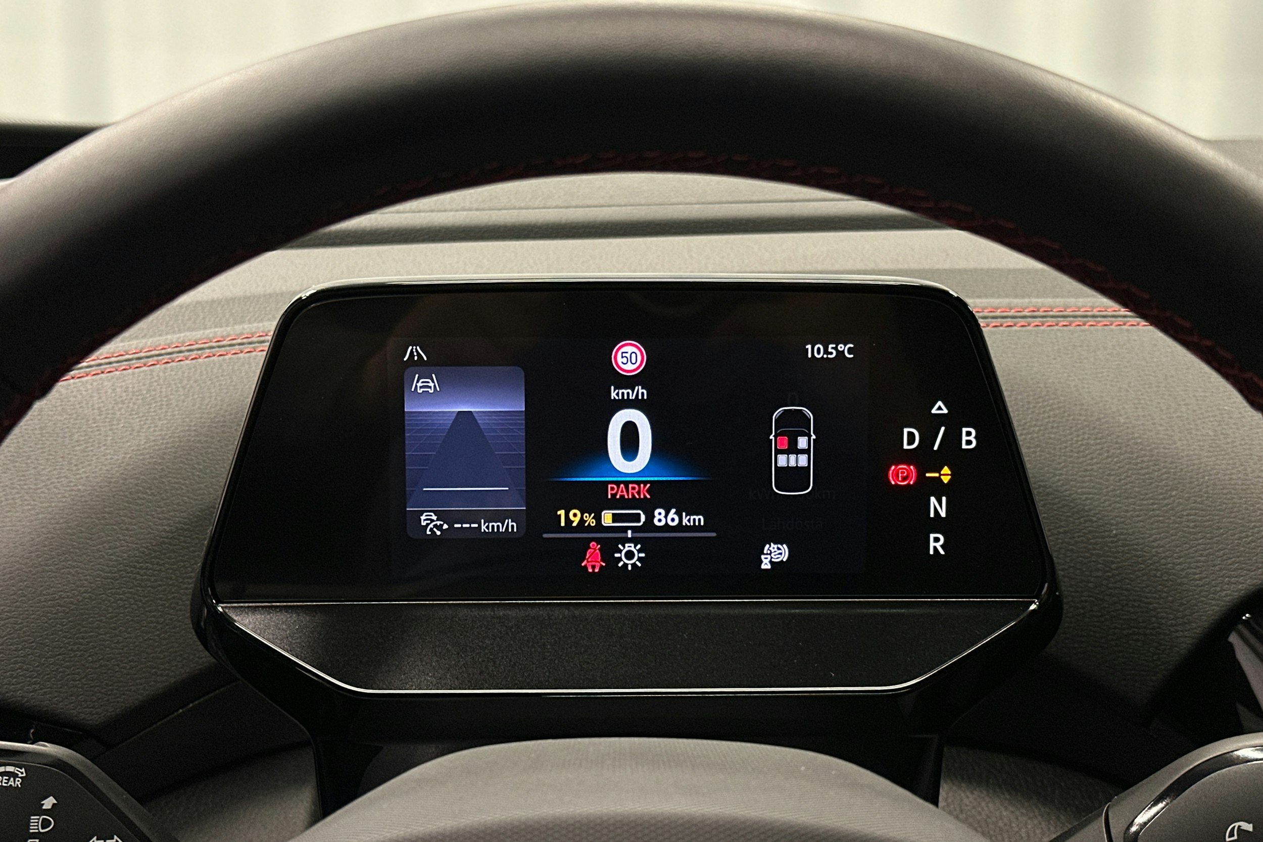 musta Volkswagen ID.4 2025 kuva 19.