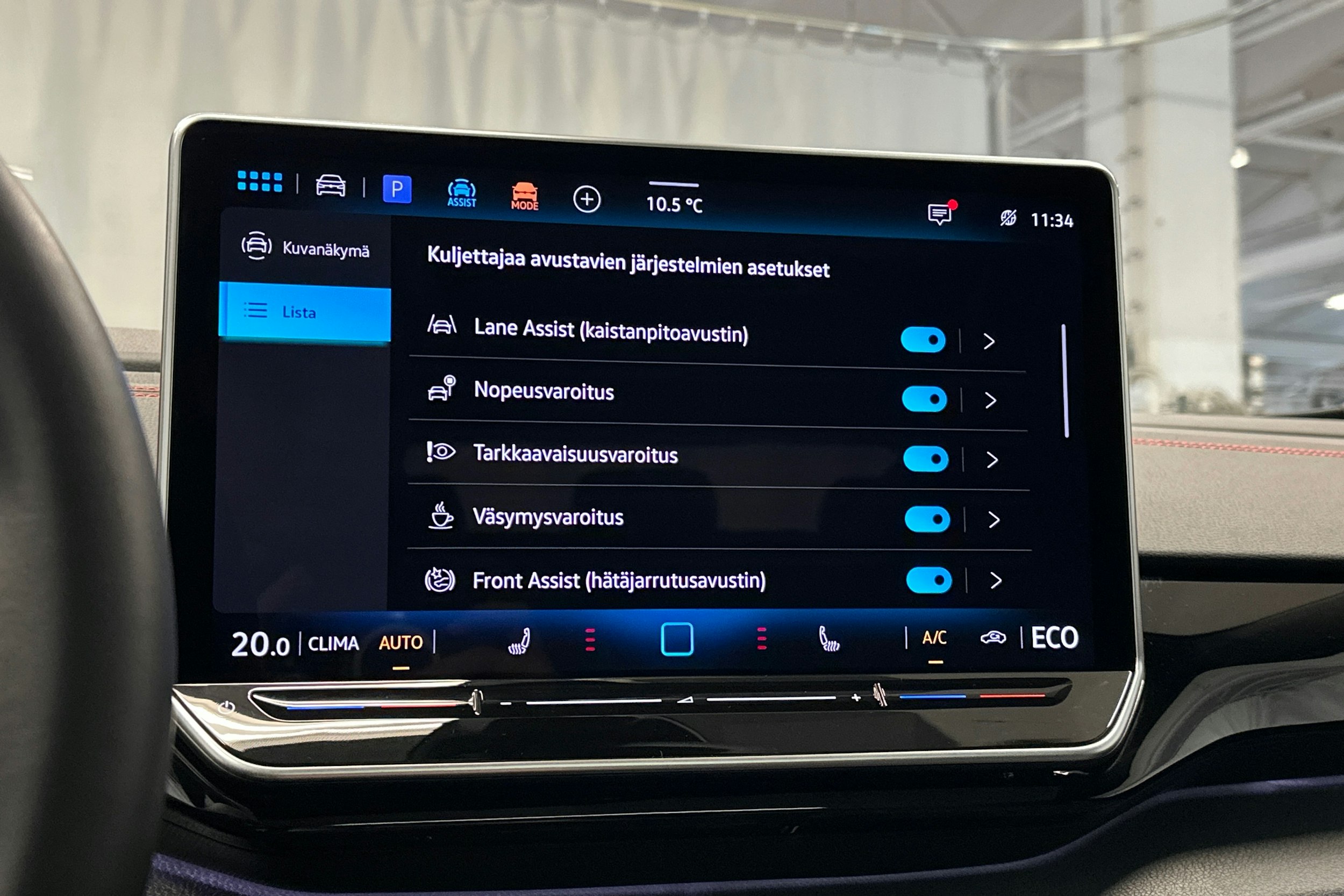 musta Volkswagen ID.4 2025 kuva 24.