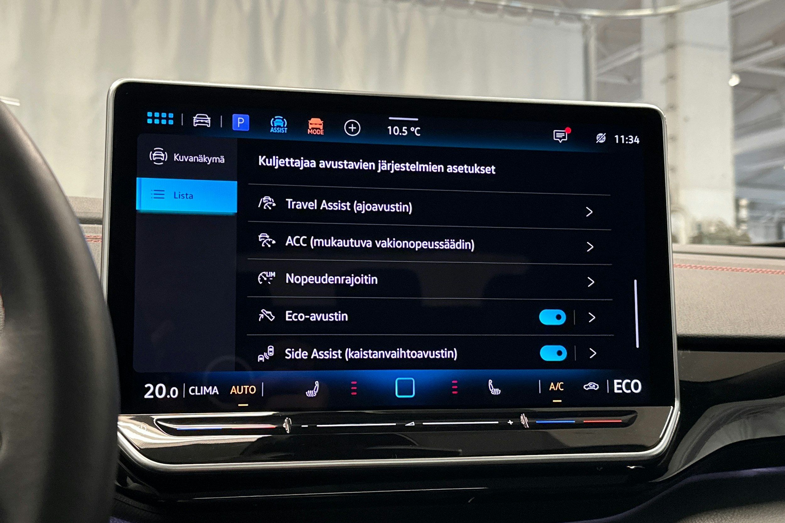 musta Volkswagen ID.4 2025 kuva 25.