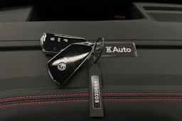 musta Volkswagen ID.4 2025 kuva 32.