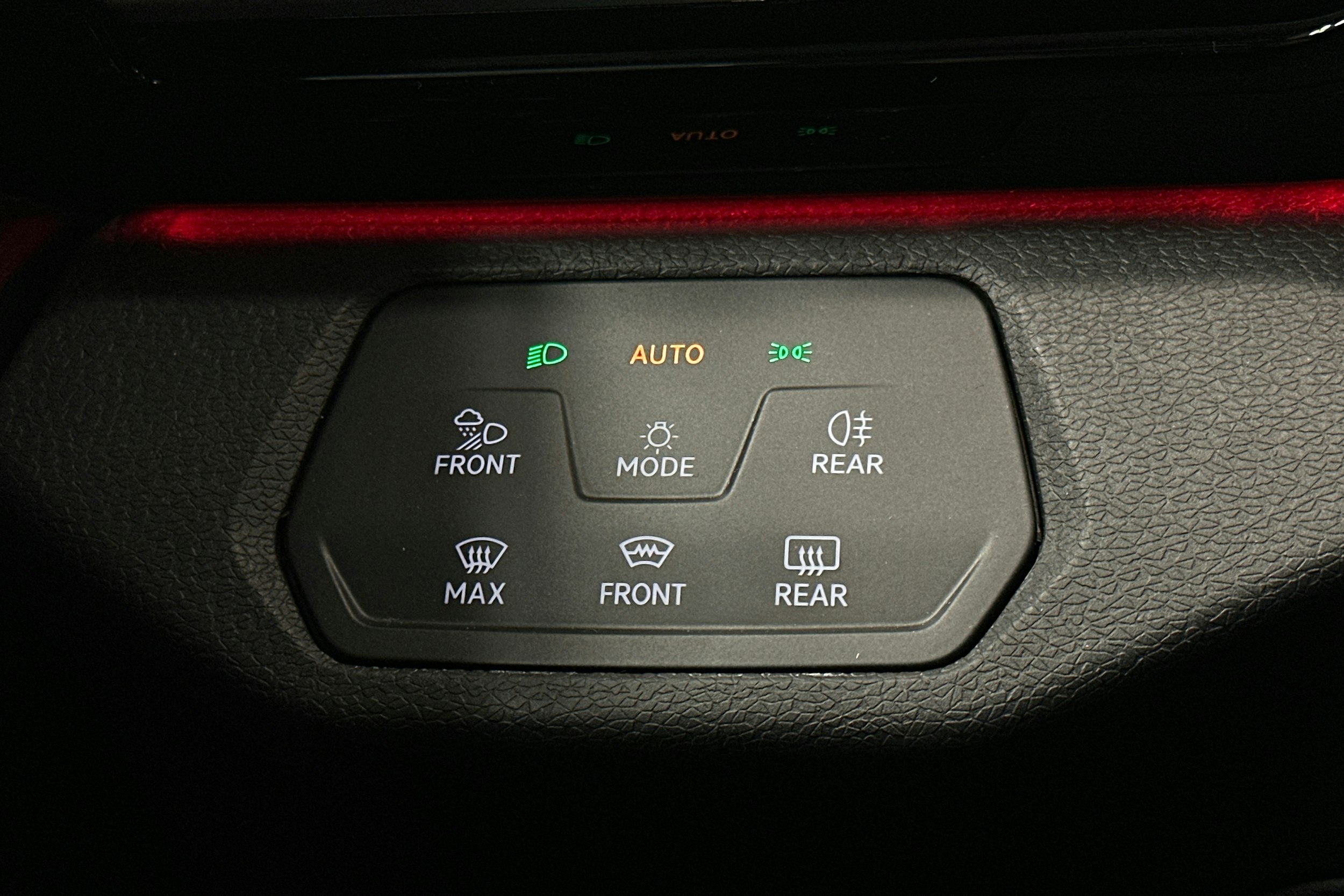 musta Volkswagen ID.4 2025 kuva 27.