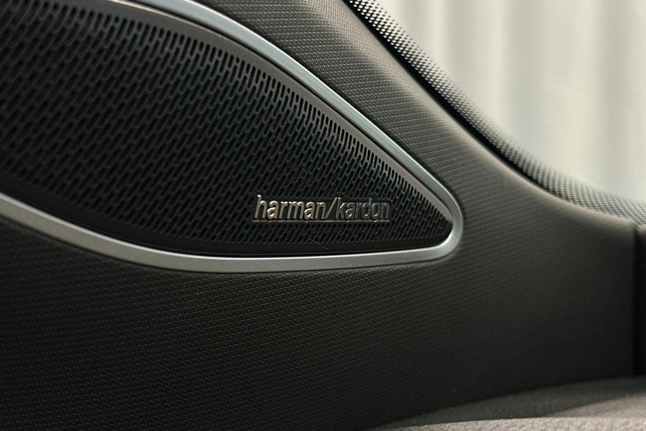 musta Volkswagen ID.4 2025 kuva 38.